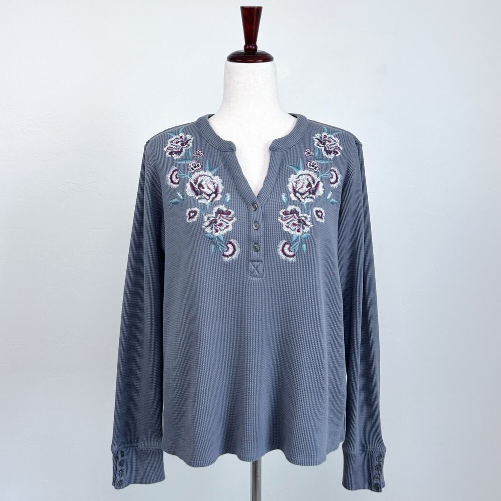 Kate & Sam Floral Embroidered Button Henley Waffle Knit Thermal Long Sleeve Top